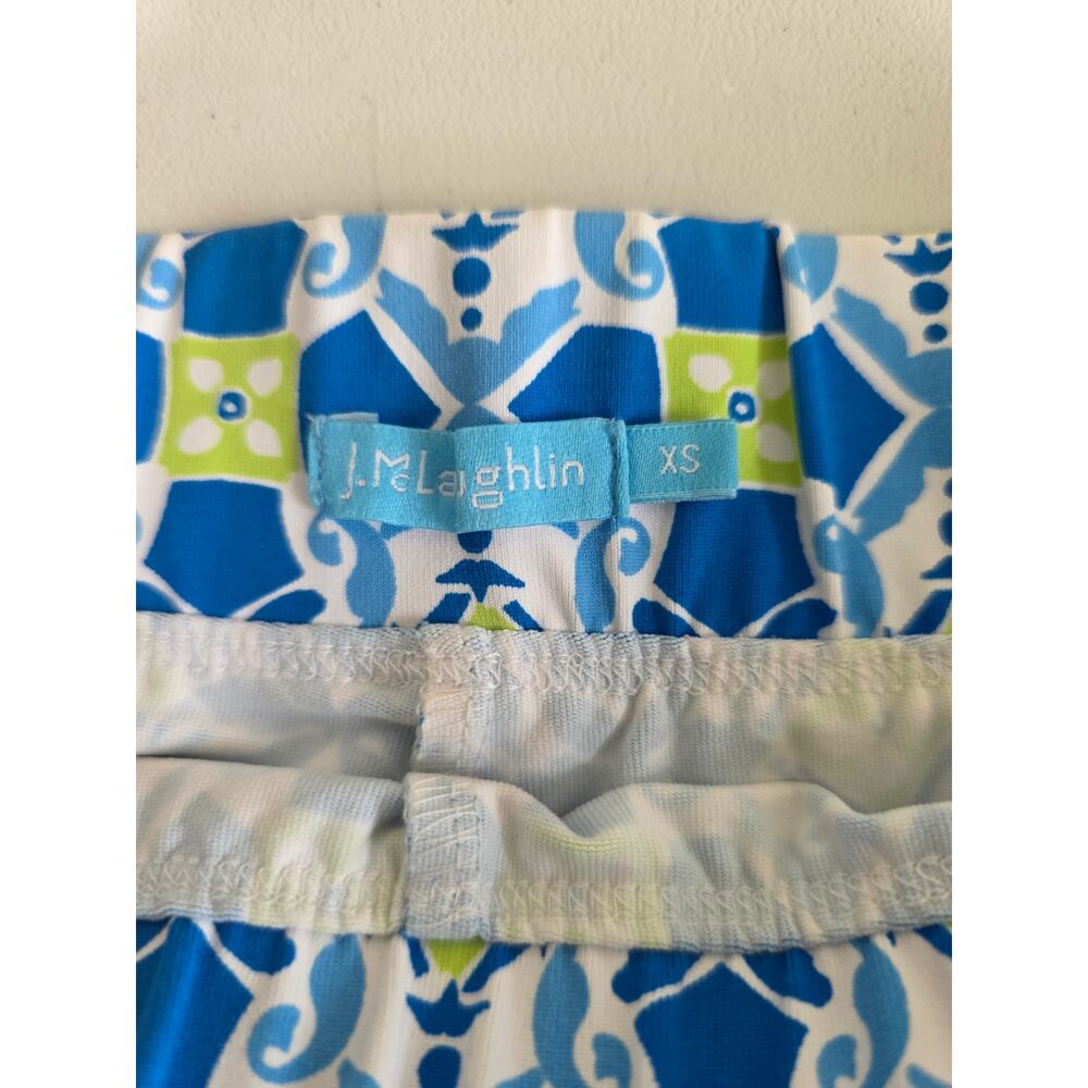 J. McLaughlin Palm Springs Geometric Print Zip Pocket Skort Size XS - Picture 3 of 8
